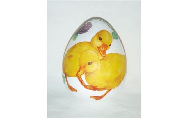 Velikonon dekorativn vejce Housata s jetelem